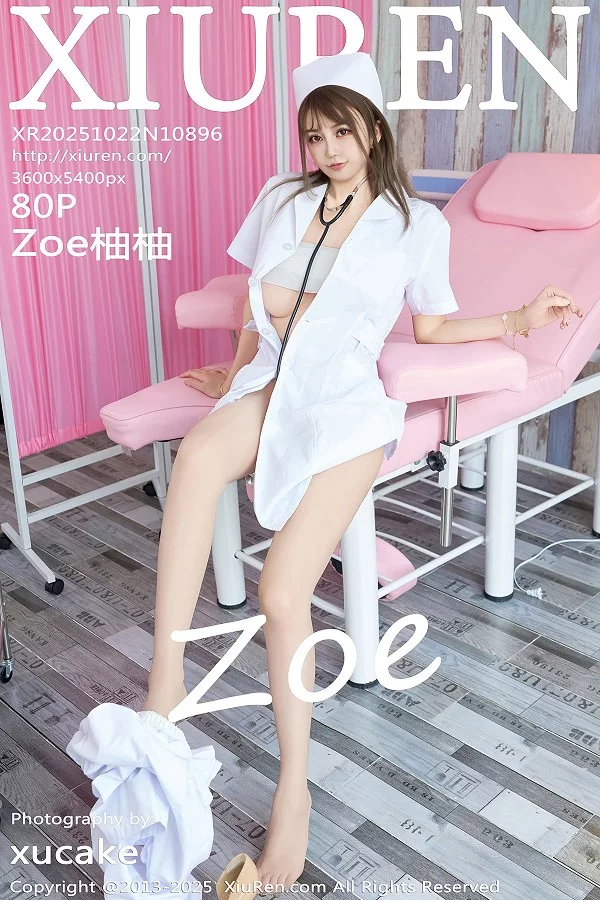 Zoe柚柚性感白色护士制服配超薄肉丝秀凹凸身材绝美写真