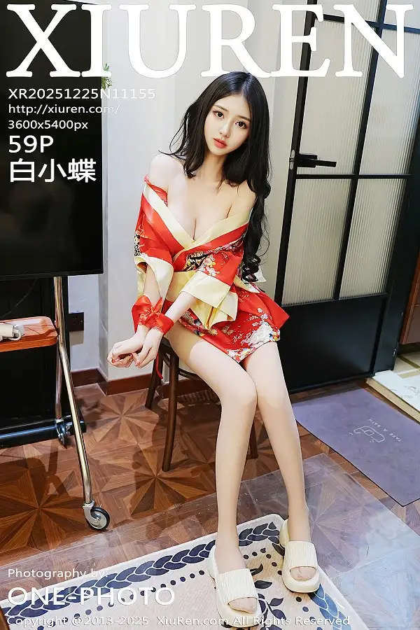 白小蝶性感红色连衣短裙配超薄白丝秀完美曲线撩人绝美写真