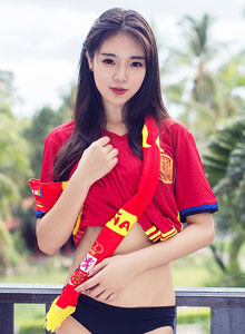 [YOUMI尤蜜荟] 性感女神可乐Vicky护士装比基尼内衣诱惑苏梅岛旅拍第二刊