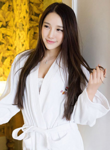 [TGOD推女神] 绝色清新妹子刘奕宁Lynn优雅气质比基尼诱惑丽江街拍