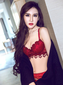 [TouTiao头条女神] 美女模特阿依努尔瓦娅红色丝袜内衣诱惑写真 No.231