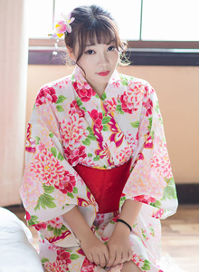 [IMiss爱蜜社] 美女模特芝芝Booty日系和服&三点式比基尼系列性感写真 Vol.170