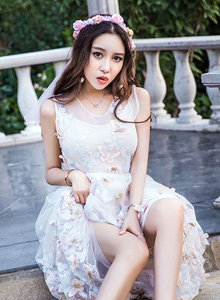 [TouTiao头条女神] 美女模特李梓熙薄纱长裙花仙子装扮VIP唯美专辑