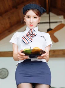 [HuaYang花漾写真] 性感女神周于希Sandy空姐制服内衣诱惑丝袜写真 Vol.186