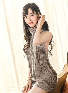 [Toutiao头条女神] 甜美系治愈少女周熙妍网红毛衣系列灵动套图