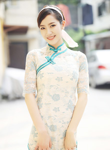 [MyGirl美媛馆] 美女模特方子萱韵味旗袍与现代丝袜古典风格写真 Vol.446