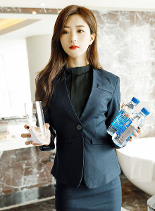 [IMiss爱蜜社] 美女模特杨紫嫣Cynthia酒店私人职场OL系列写真 Vol.491
