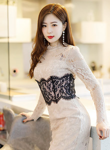 [IMiss爱蜜社] 美女模特杨紫嫣Cynthia - 华丽礼裙丝袜美腿性感写真 Vol.517