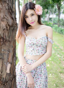 [TGOD推女神] 宅男女神绮里嘉Ula - 黑丝美腿情趣内衣系列写真