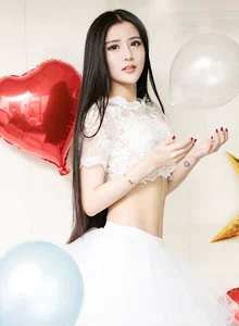 [Ugirls尤果网] 美女模特金子熙 - 蕾丝公主裙爱的礼物主题写真 U143