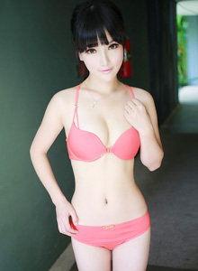 [MyGirl美媛馆] 美女模特妮儿Bluelabel - 性感内衣+比基尼海边写真 Vol.021