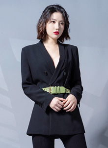 [Kelagirls克拉女神] 美女模特宋黛 - 烈焰红唇烟里风情主题性感写真