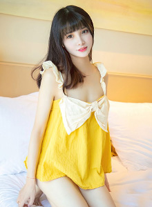 [Ugirls尤果网] 美女模特猫猫 - 小甜柠清纯主题私房写真 No.2135