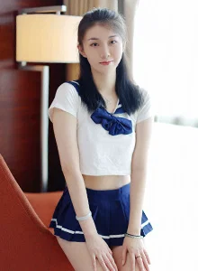 [MFStar模范学院] 新人模特一颗甜蛋黄a - JK制服系列性感写真 VOL.526