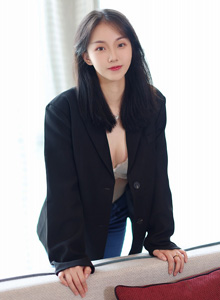 [MFStar模范学院] 新人模特一颗甜蛋黄a - 大气西装+牛仔裤系列性感写真 VOL.530