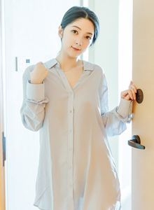 [IMiss爱蜜社] 性感女神Angela小热巴 - 女友视觉衬衫系列写真 Vol.499