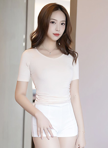 [XIAOYU语画界] 美女模特郑颖姗Bev - 诱人美臀与丝袜美腿性感写真 Vol.530