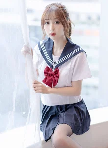 [XIAOYU语画界] 美女模特林星阑 - JK制服+丝袜苗条系列娇媚写真 VOL.623