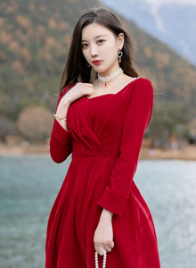 [XIAOYU语画界] 性感女神杨晨晨Yome - 红色长裙+花色旗袍丽江旅拍 VOL.750
