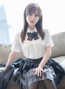 [XIAOYU语画界] Vol.677 模特@豆瓣酱 - 学生制服+黑丝系列性感写真