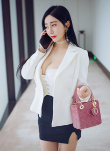 [花漾HuaYang] Vol.381 模特允爾 - 白色制服+保险经纪主题厦门旅拍