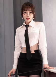 [语画界XIAOYU] Vol.684 女神芝芝Booty - 白衬衫+黑丝OL主题私房写真
