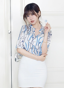 [秀人XiuRen] No.5775 女神绮里嘉ula - 都市丽人+原色丝袜性感写真