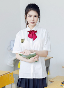 [秀人XiuRen] No.5762 模特媛媛酱belle - JK制服+原色丝袜性感写真