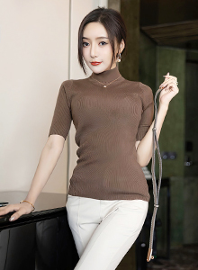[秀人XiuRen] No.5978 女神王馨瑶yanni - 收身上衣+白色长裤性感写真